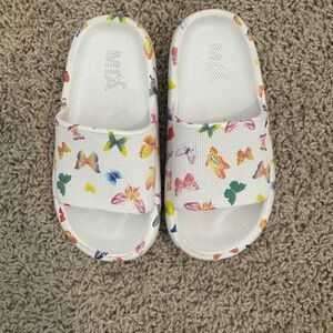 MIA Multicolor Butterfly Kids Slides